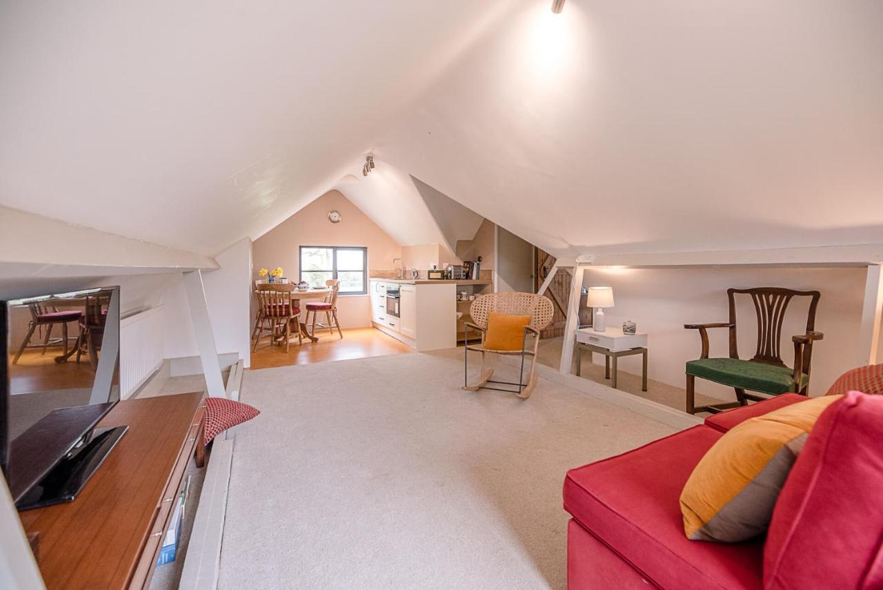 Red House Loft, East Green Саксмъндам Екстериор снимка